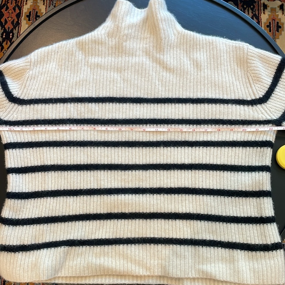 Nordstrom Stripe Cashmere Turtleneck Women’s Sweater Size M - Picture 10 of 15